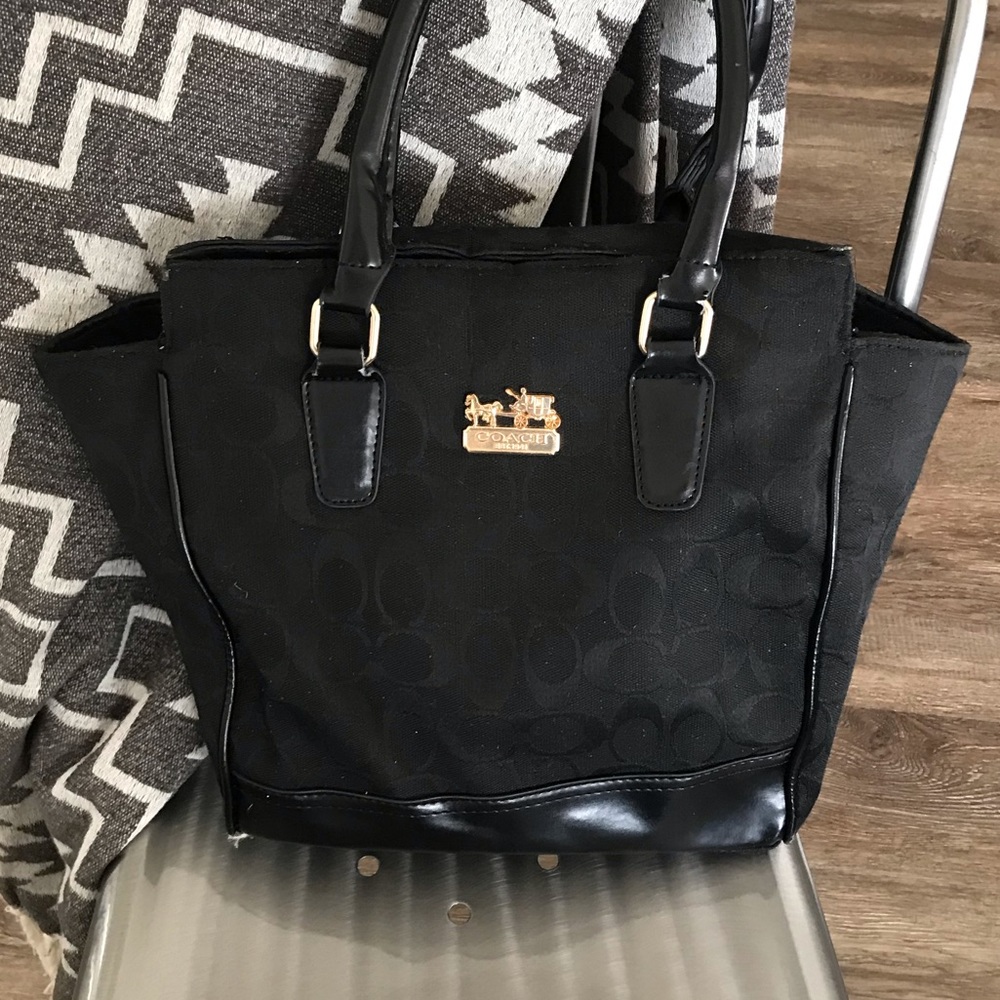 Coach Handbag - Picture 2 of 8